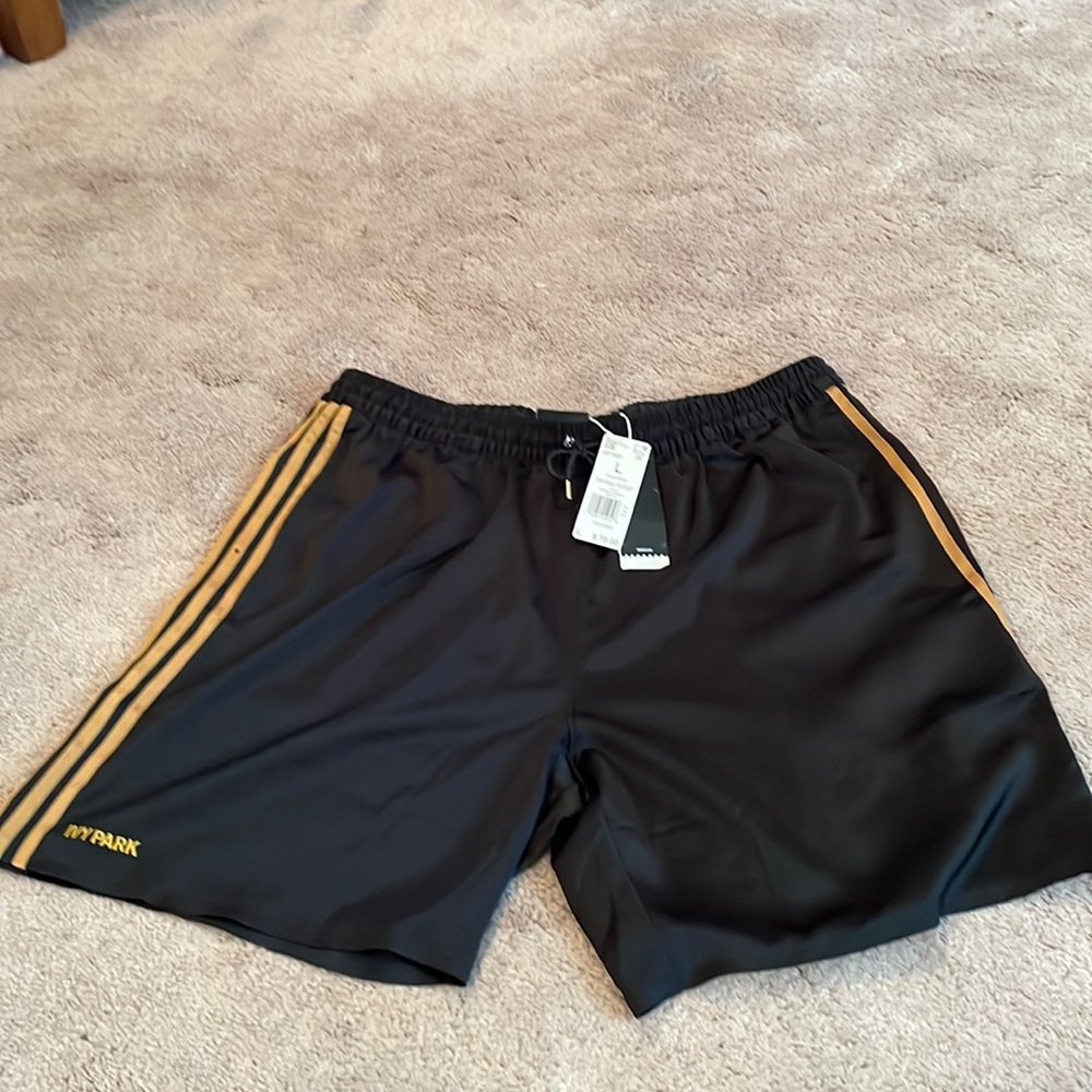Adidas Ivy Park short